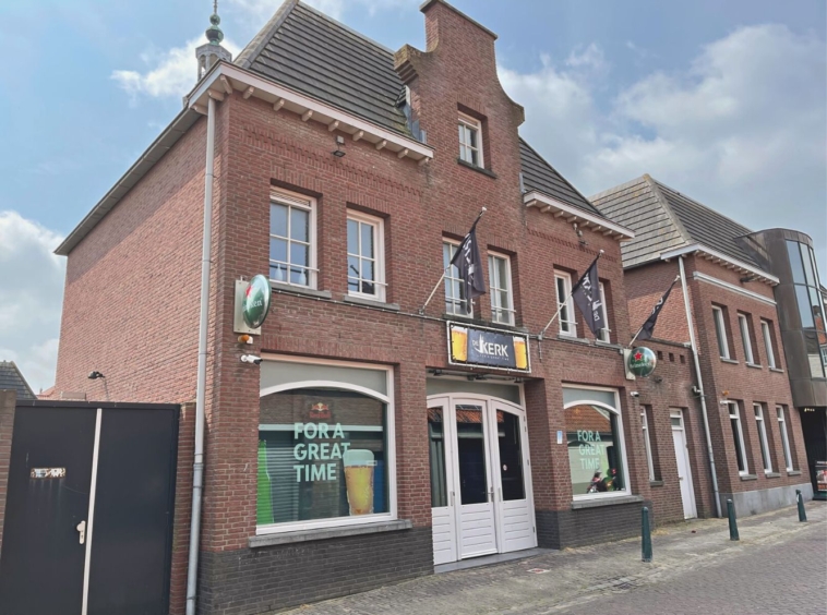 Discotheek De Kerk - Kerkstraat 6 te Zevenbergen - Horecamakelaardij Knook en Verbaas