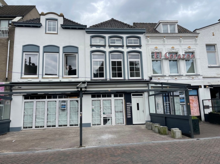 Casco horeca locatie - Brasserie D Ouwe Mart - Markt 42 - Roosendaal - Horecamakelaardij Knook & Verbaas